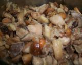 Foto del paso 2 de la receta: Solomillos navideños con setas variadas en salsa