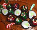 Foto del paso 7 de la receta: Mini magdalenas de chocolate glaseadas para navidad