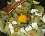 Foto del paso 2 de la receta: Tomates verdes salteados