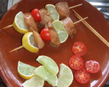 Foto del paso 2 de la receta: Brochetas de pollo al aroma de limón