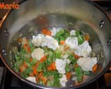 Foto del paso 2 de la receta: Sopa de quinoa con coliflor y un toque de curry