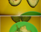 Foto del paso 1 de la receta: Aguacates rellenos de queso y palitos de mar