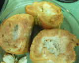 Foto del paso 1 de la receta: Pan con huevo frito y aceitunas