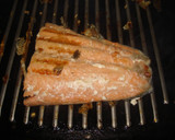 Foto del paso 5 de la receta: Salmón fresco con guisantes estofados