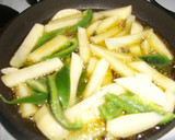 Foto del paso 2 de la receta: Móllera o bacaladilla frita rebozada, en compañia