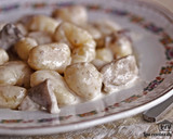 Foto del paso 3 de la receta: Ñoquis con setas (Gnocchi ai funghi) 
