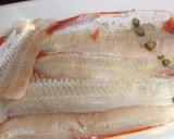 Foto del paso 1 de la receta: Filetes de merluza con cubierta de mayonesa