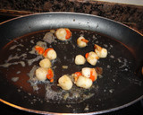 Foto del paso 2 de la receta: Brochetas de vieiras y cherrys