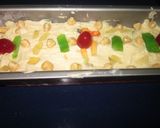 Foto del paso 2 de la receta: Bizcocho de fruta escarchada, pasas y guindas