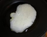 Foto del paso 2 de la receta: Huevos con aceitunas y anchoas