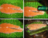 Foto del paso 3 de la receta: Salmon al horno con guisantes