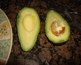 Foto del paso 2 de la receta: Ensalada de pasta y aguacate