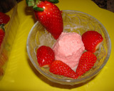 Foto del paso 1 de la receta: Copa de helado con frutos rojos y nata