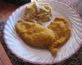 Foto del paso 4 de la receta: Filetes de pollo empanados con gusanitos