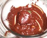 Foto del paso 5 de la receta Tarta de chocolate con crema de naranja, nata y nueces
