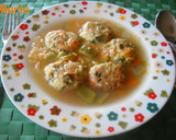 Foto del paso 5 de la receta: Sopa con albóndigas de salmón y verdura