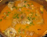 Foto del paso 3 de la receta: Manitas de cerdo en salsa