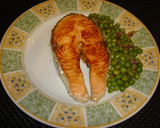 Foto del paso 4 de la receta: Salmón a la naranja con arroz y guisantes