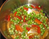 Foto del paso 2 de la receta: Merluza con curry y melocotones en almíbar