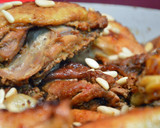 Foto del paso 3 de la receta: Pollo de corral del Montseny con ciruelas y piñones