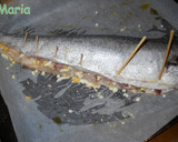 Foto del paso 4 de la receta: Pescadilla rellena de gambas y anchoas