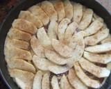 Foto del paso 5 de la receta: Tarta marmolada con manzanas amarillas