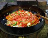 Foto del paso 2 de la receta: Pollo a la portuguesa en disco de arado
