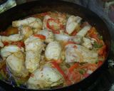 Foto del paso 4 de la receta: Pollo a la portuguesa en disco de arado