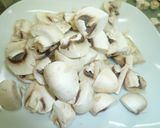 Foto del paso 3 de la receta: Pollo con champiñón y almendras