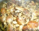 Foto del paso 4 de la receta: Pollo con champiñón y almendras