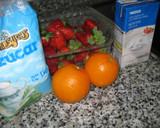 Foto del paso 1 de la receta: Fresas a la crema rosa