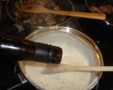 Foto del paso 2 de la receta: Salsa de queso a la pimienta verde
