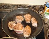 Foto del paso 2 de la receta: Filet mignon con salsa de queso a la pimienta verde