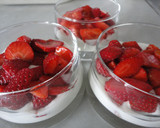 Foto del paso 3 de la receta: Fresas con granizado de naranja casero