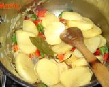 Foto del paso 2 de la receta: Mejillones con patatas guisadas