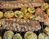 Foto del paso 5 de la receta: Costilla de cerdo al horno con patatas del caliu