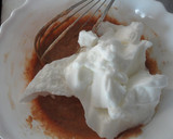 Foto del paso 3 de la receta: Bizcocho de yogur y fresas