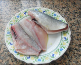 Foto del paso 1 de la receta: Lomos de dorada con un sabor especial