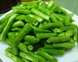 Foto del paso 1 de la receta: Habitas con calzón