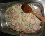 Foto del paso 3 de la receta: Arroz al horno con sobrasada, salchichas y butifarra