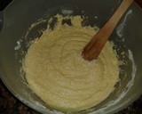 Foto del paso 1 de la receta: Coca de mollitas con vino blanco