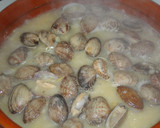 Foto del paso 4 de la receta: Migas de bacalao con almejas