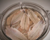 Foto del paso 1 de la receta: Ensalada roja con boquerones en vinagre