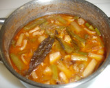 Foto del paso 3 de la receta: Calamares con ajos tiernos