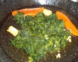Foto del paso 4 de la receta: Timbal de fideuá con bacalao y espinacas