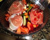Foto del paso 3 de la receta: Osobucco de pavo al vino tinto