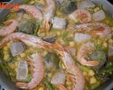 Foto del paso 2 de la receta: Arroz atún gambas y garbanzos