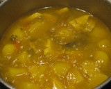 Foto del paso 4 de la receta: Patatas guisadas con marrajo al azafrán