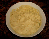 Foto del paso 3 de la receta: Salsa de aguacate con palitos de mar para untar
