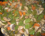 Foto del paso 2 de la receta: Fideuá de conejo con hortalizas